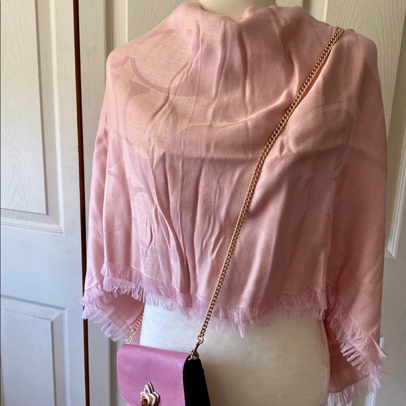 Coach Chain Convertible Crossbody - Picture 4 of 11